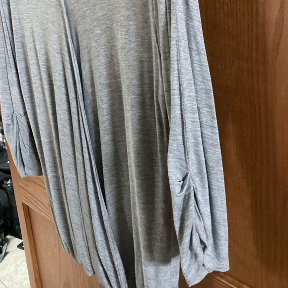 COPY - Paper & Tea Long sleeve faux wrap T-shirt V-neck 3/4 sleeve Drape front … - Picture 5 of 7